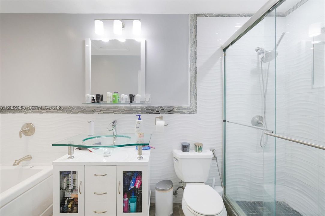 En Venta: $540,000 (3 camas, 2 baños, 1405 Pies cuadrados)