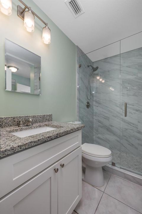 Cabana Bathroom 2