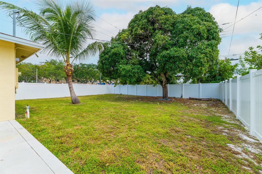 20260717 - 289 SW 3rd Ct - MR-28