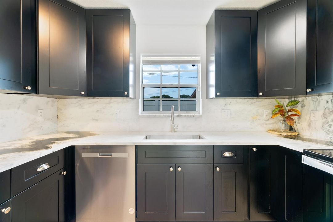 20260717 - 289 SW 3rd Ct - MR-13