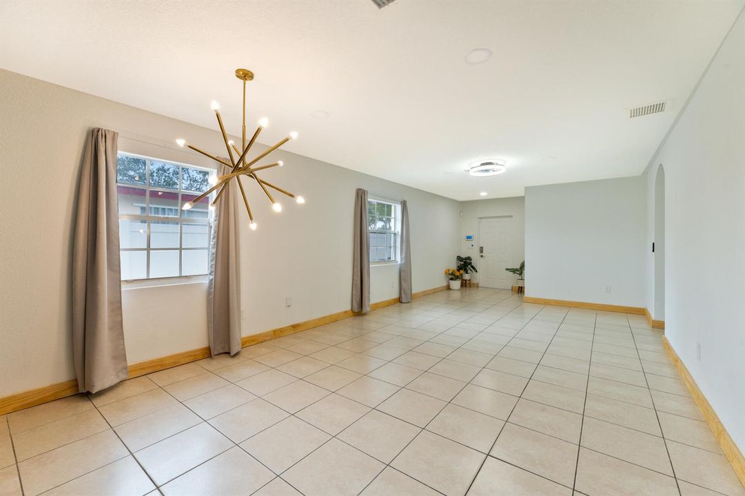 20260717 - 289 SW 3rd Ct - MR-8