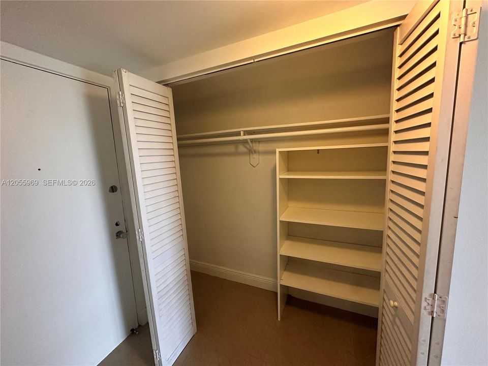 En Renta: $2,300 (2 camas, 2 baños, 936 Pies cuadrados)