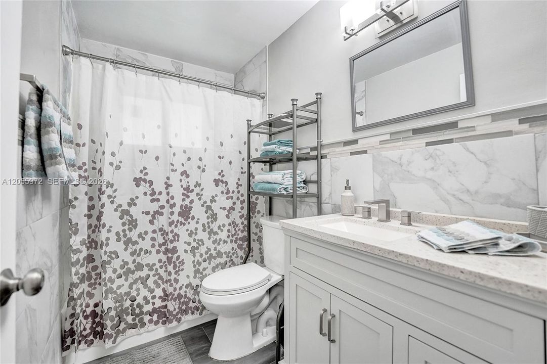 На продажу: $699,000 (3 спален, 2 ванн, 1794 Квадратных фут)
