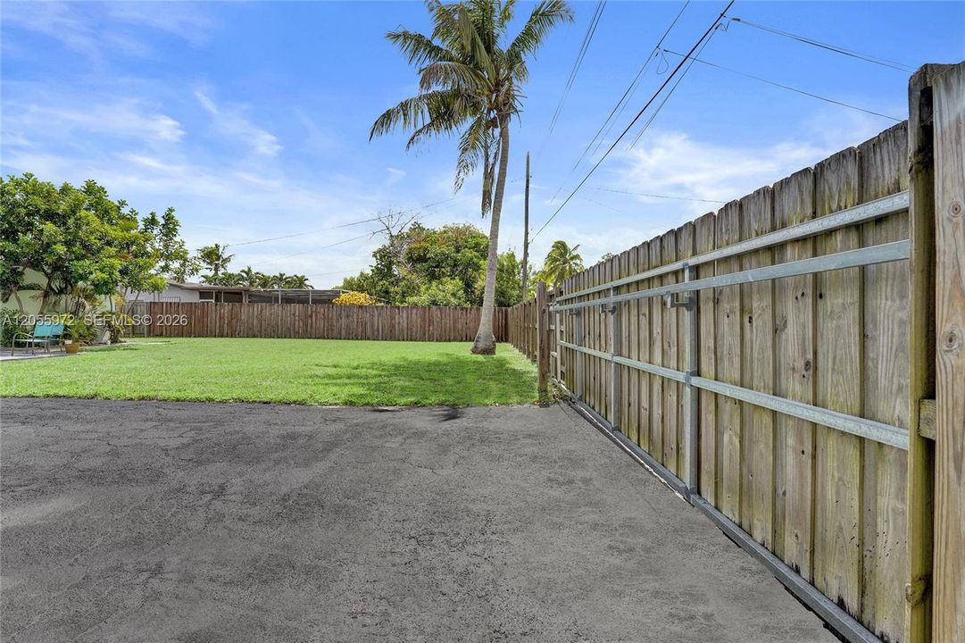 Fence to alley