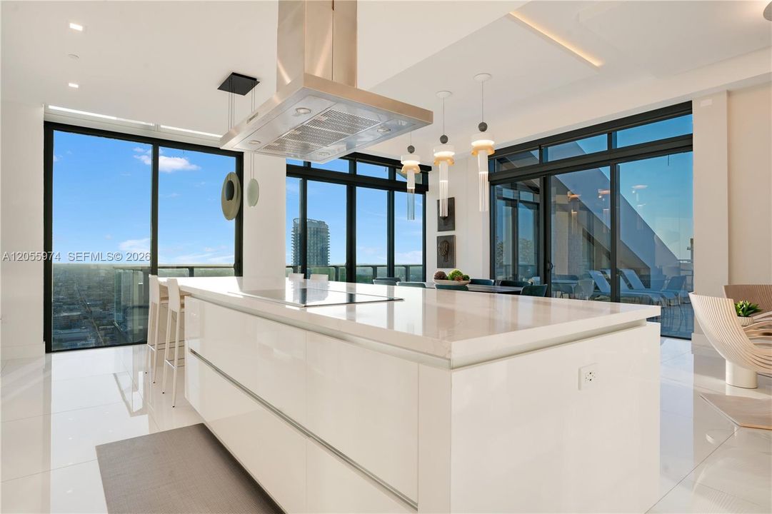 For Sale: $5,799,900 (4 beds, 4 baths, 3115 Square Feet)