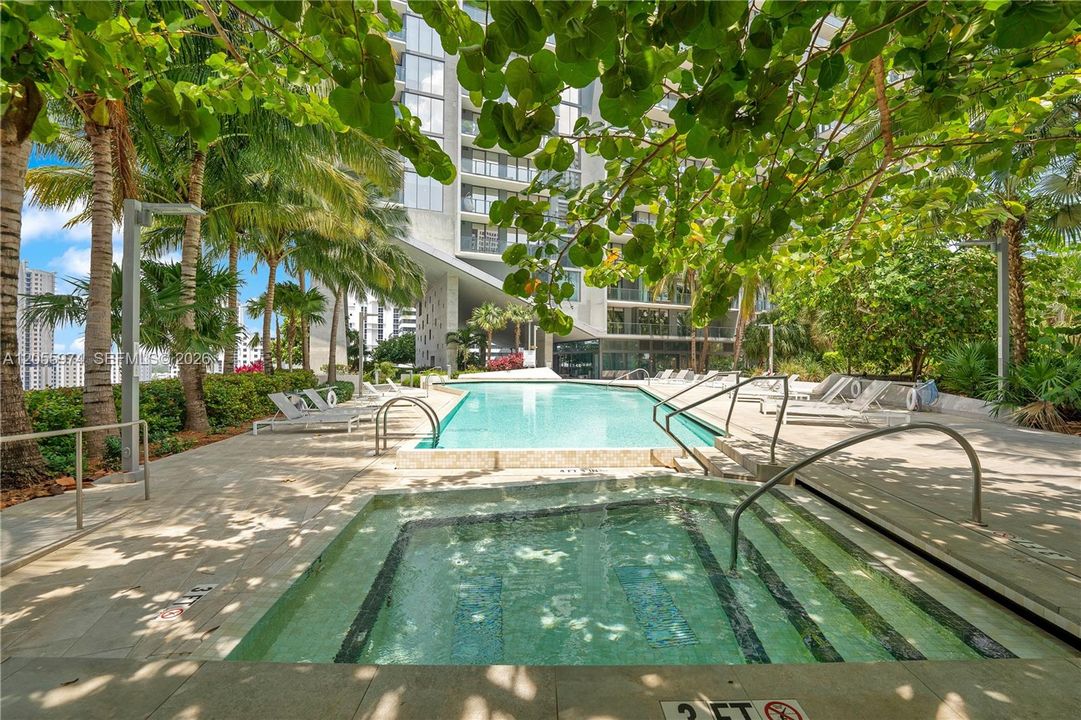 For Sale: $5,799,900 (4 beds, 4 baths, 3115 Square Feet)