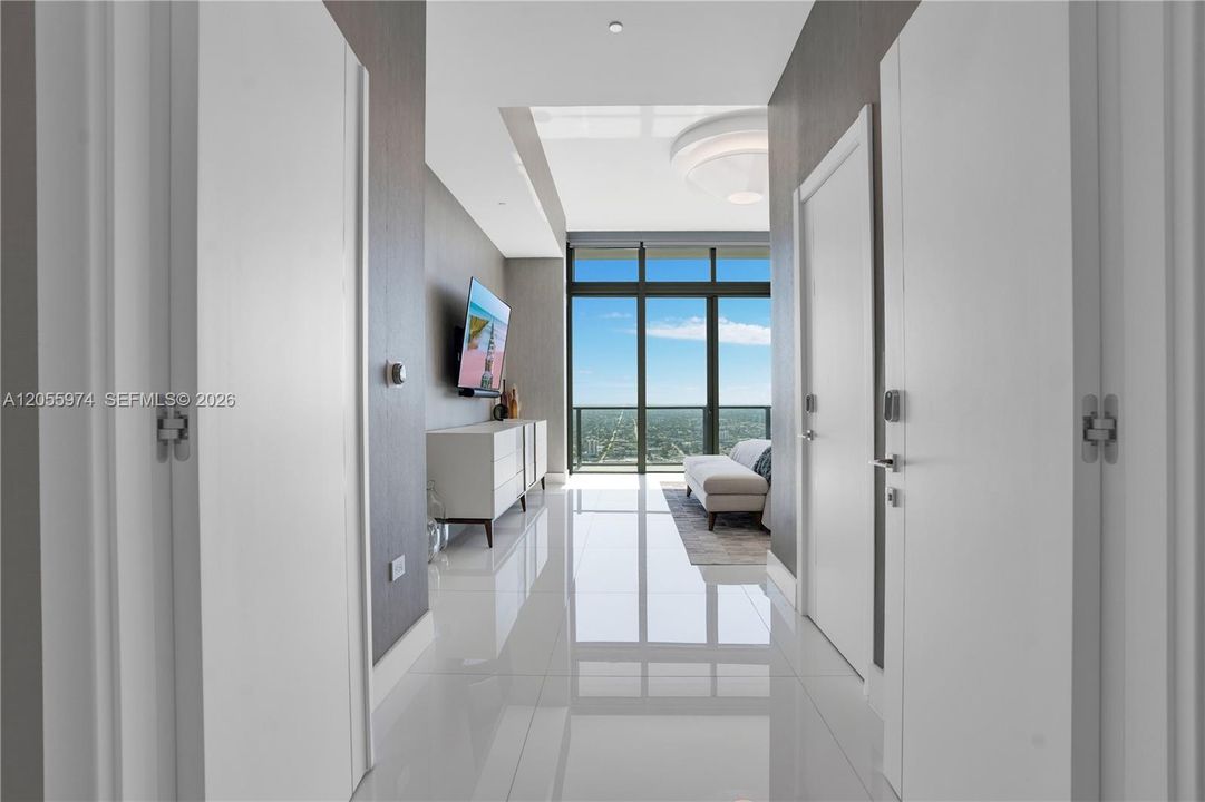 For Sale: $5,799,900 (4 beds, 4 baths, 3115 Square Feet)