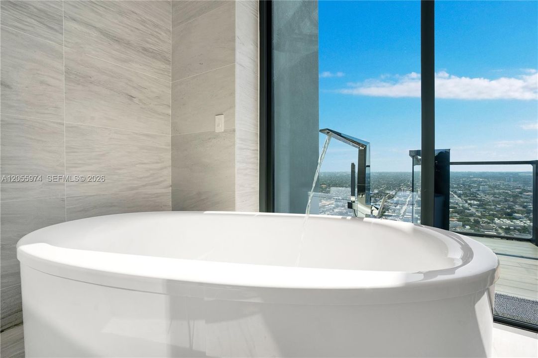 For Sale: $5,799,900 (4 beds, 4 baths, 3115 Square Feet)
