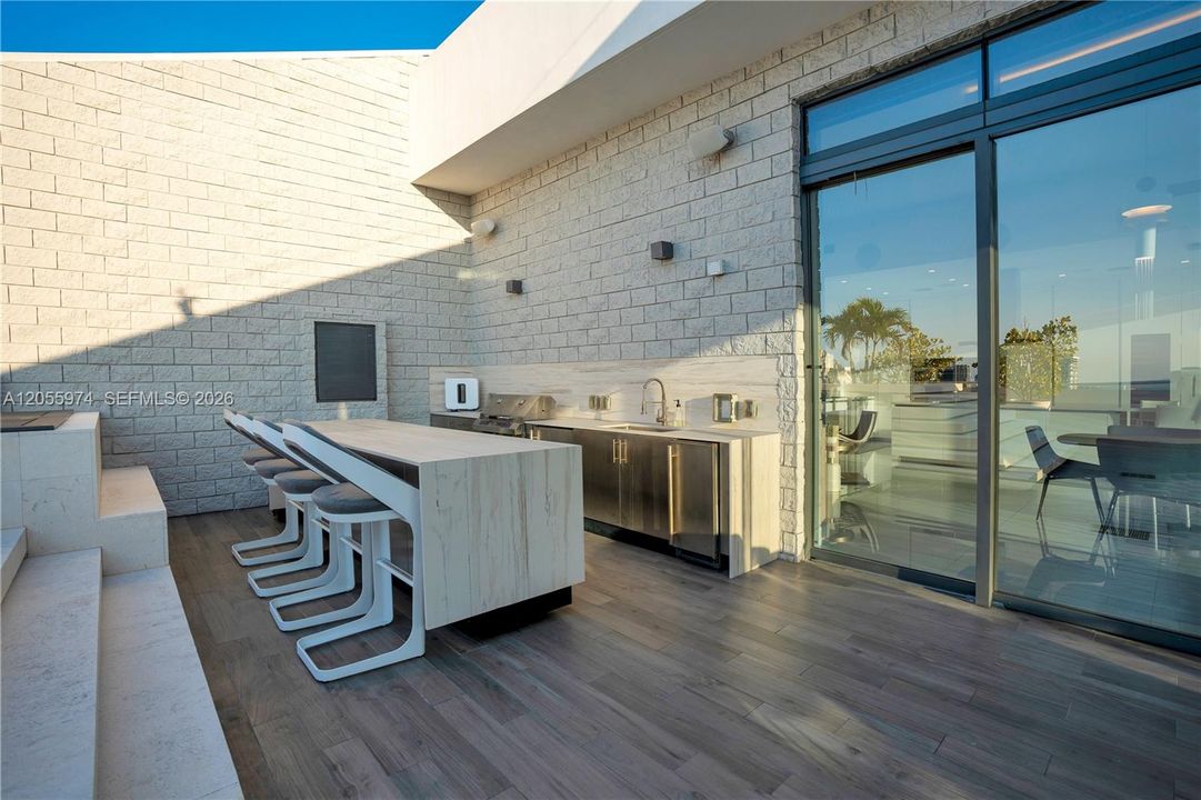 For Sale: $5,799,900 (4 beds, 4 baths, 3115 Square Feet)