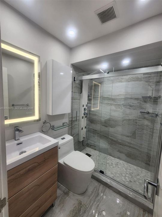 В аренду: $3,300 (3 спален, 2 ванн, 1115 Квадратных фут)