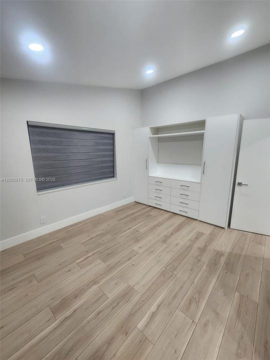 В аренду: $3,300 (3 спален, 2 ванн, 1115 Квадратных фут)