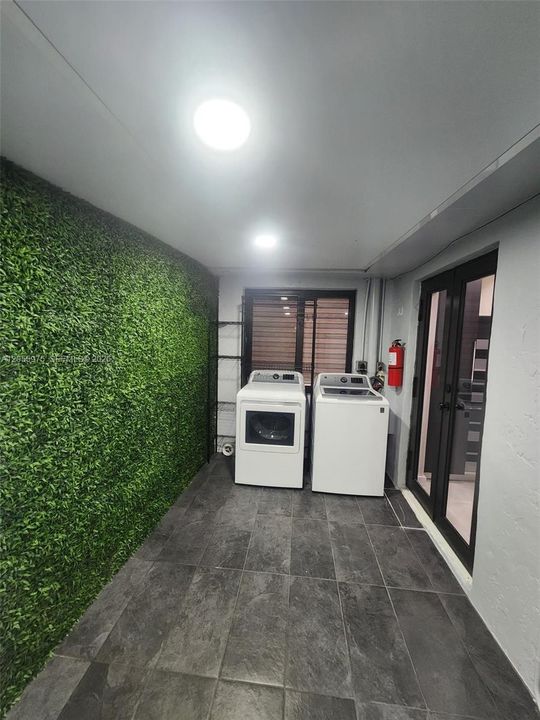В аренду: $3,300 (3 спален, 2 ванн, 1115 Квадратных фут)