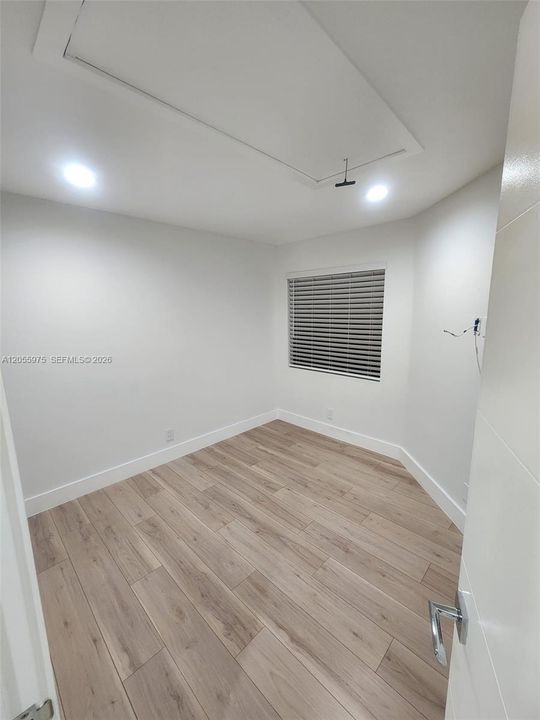 В аренду: $3,300 (3 спален, 2 ванн, 1115 Квадратных фут)