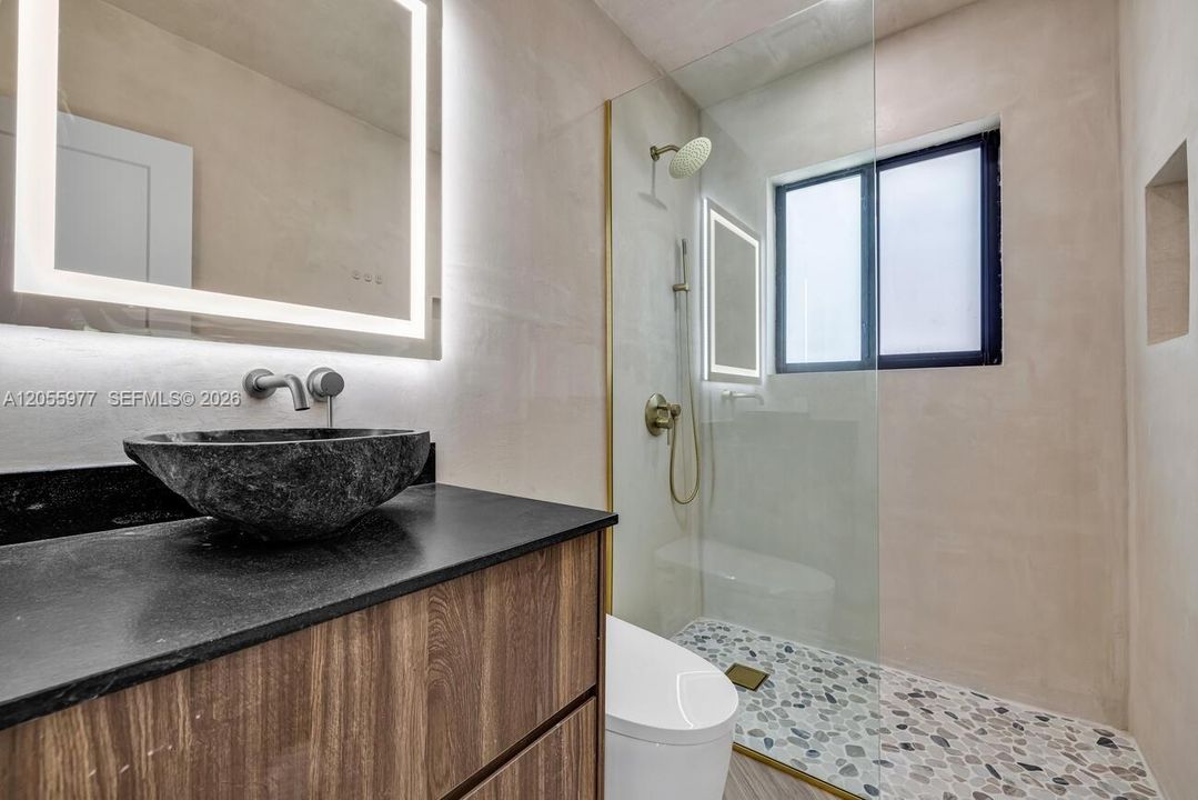 For Rent: $2,100 (1 beds, 1 baths, 0 Square Feet)