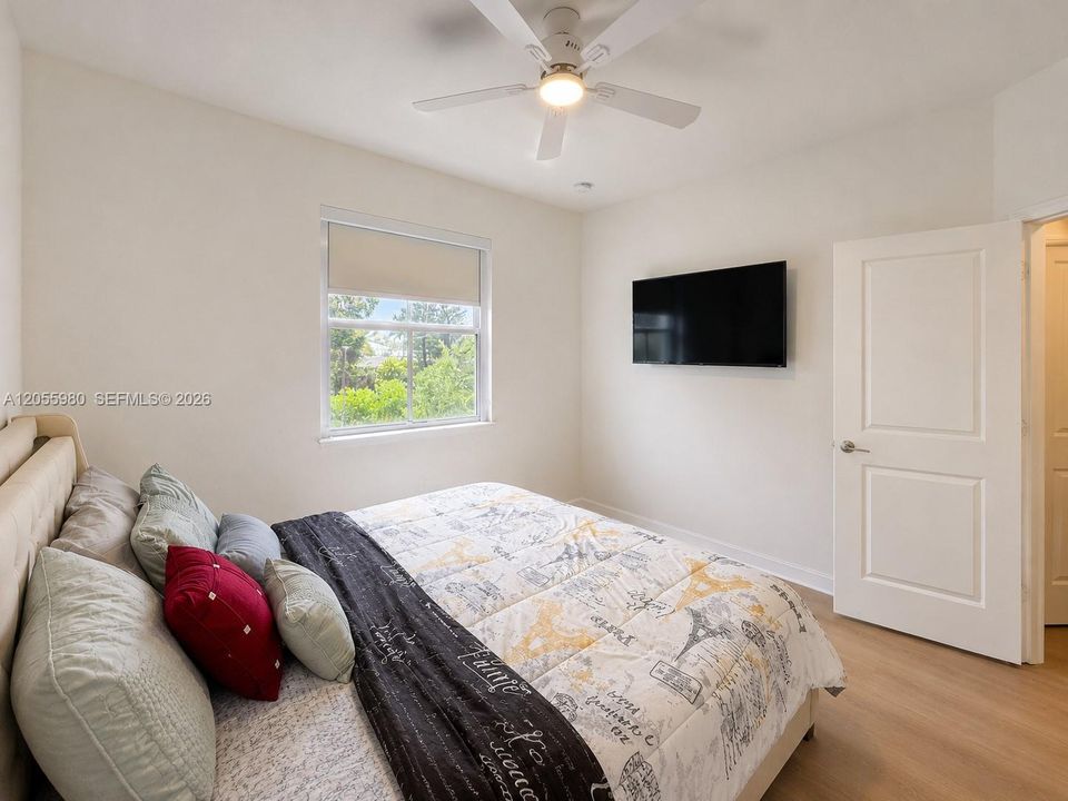 En Renta: $2,900 (4 camas, 2 baños, 1648 Pies cuadrados)