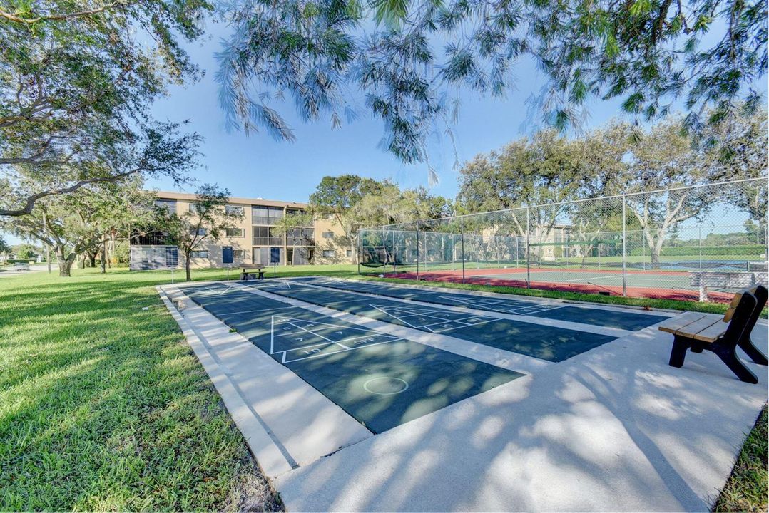 48-web-or-mls-Lakes of Delray (30)