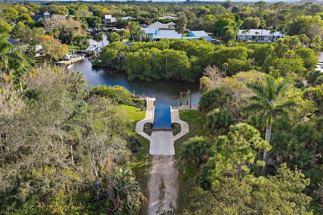 029-5211SWLandingCreekDr-PalmCity-SMALL