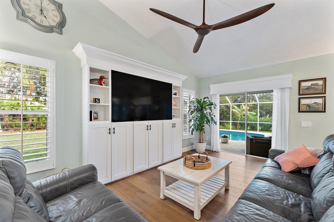 080-5211SWLandingCreekDr-PalmCity-SMALL