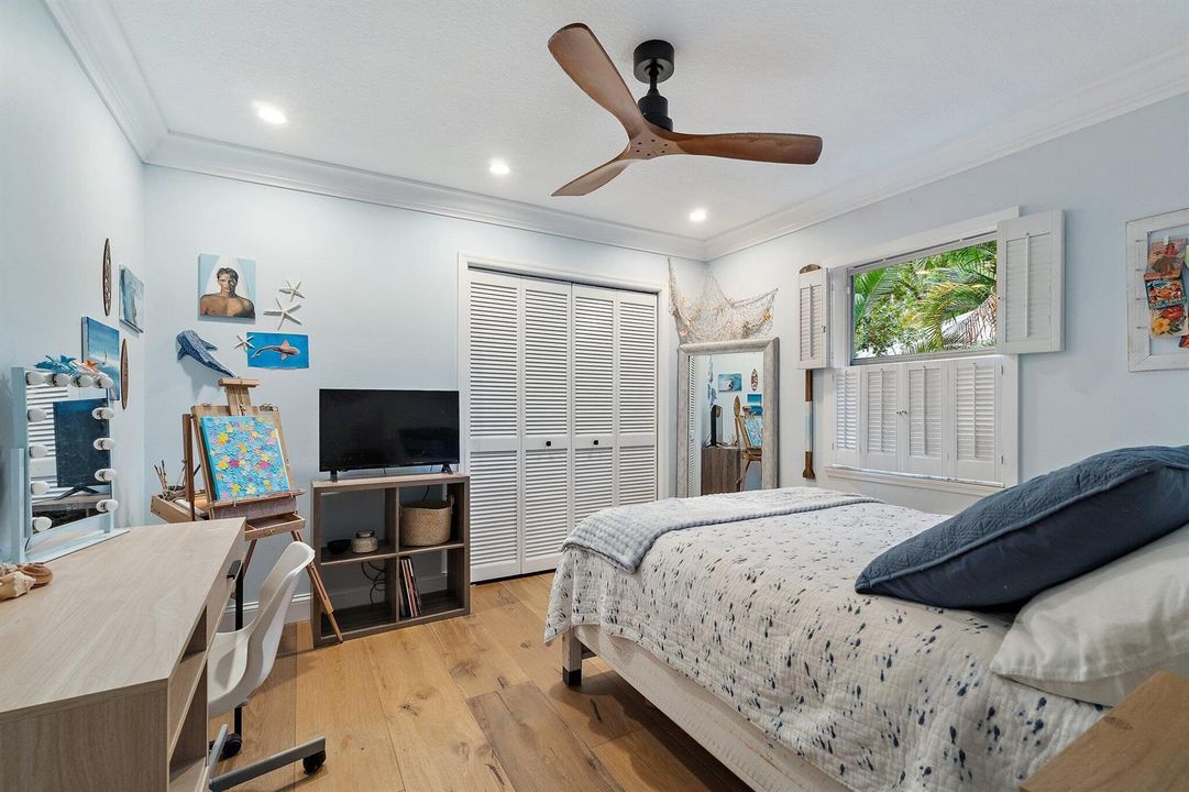 087-5211SWLandingCreekDr-PalmCity-SMALL