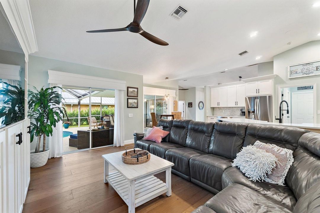 079-5211SWLandingCreekDr-PalmCity-SMALL