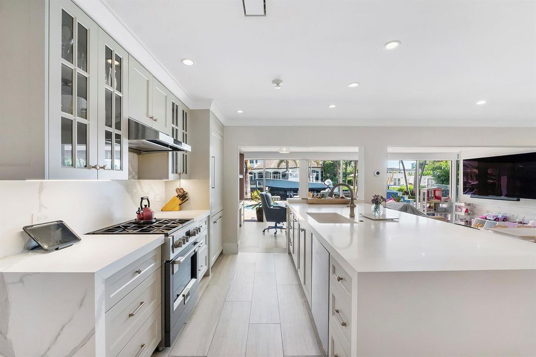 725 Ne 36th St_046
