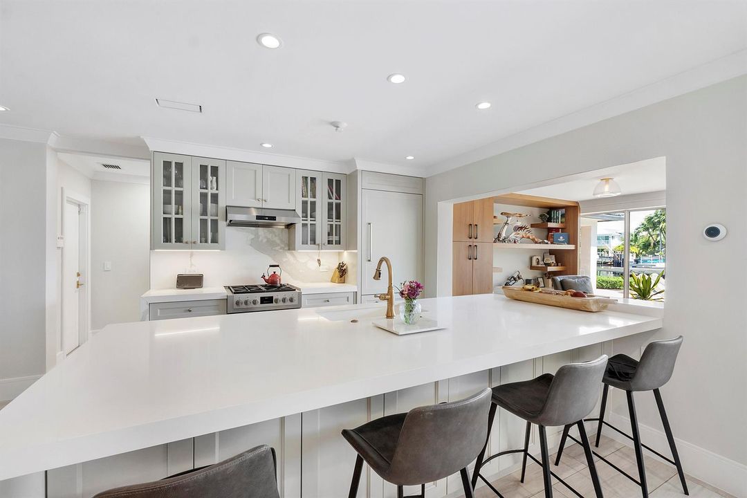 725 Ne 36th St_049