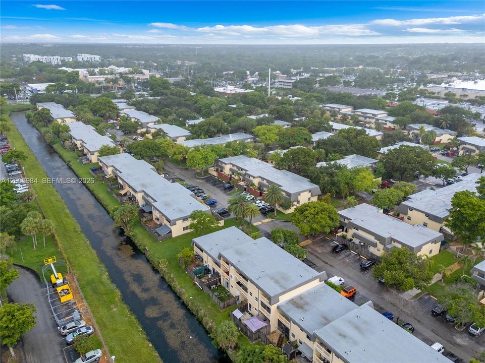 En Venta: $369,500 (2 camas, 2 baños, 1266 Pies cuadrados)
