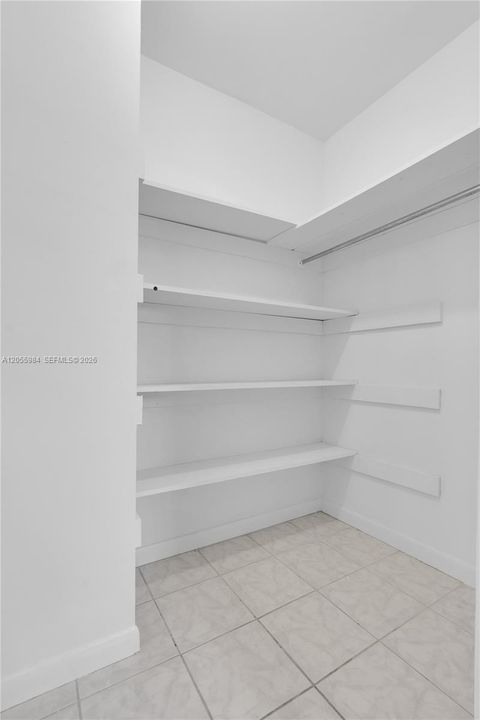 En Venta: $369,500 (2 camas, 2 baños, 1266 Pies cuadrados)
