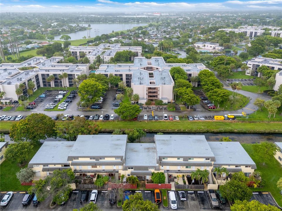 En Venta: $369,500 (2 camas, 2 baños, 1266 Pies cuadrados)