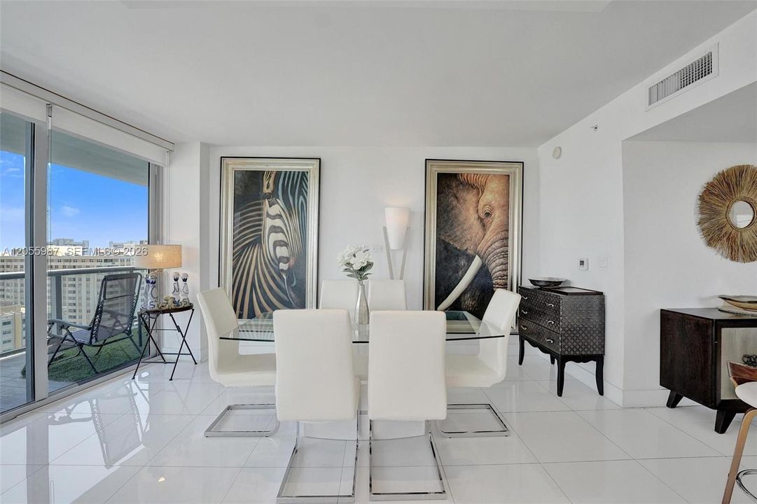 En Renta: $7,000 (3 camas, 3 baños, 1577 Pies cuadrados)