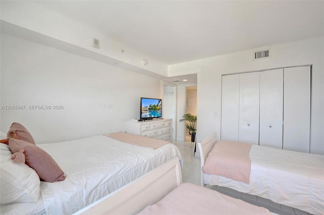 En Renta: $7,000 (3 camas, 3 baños, 1577 Pies cuadrados)