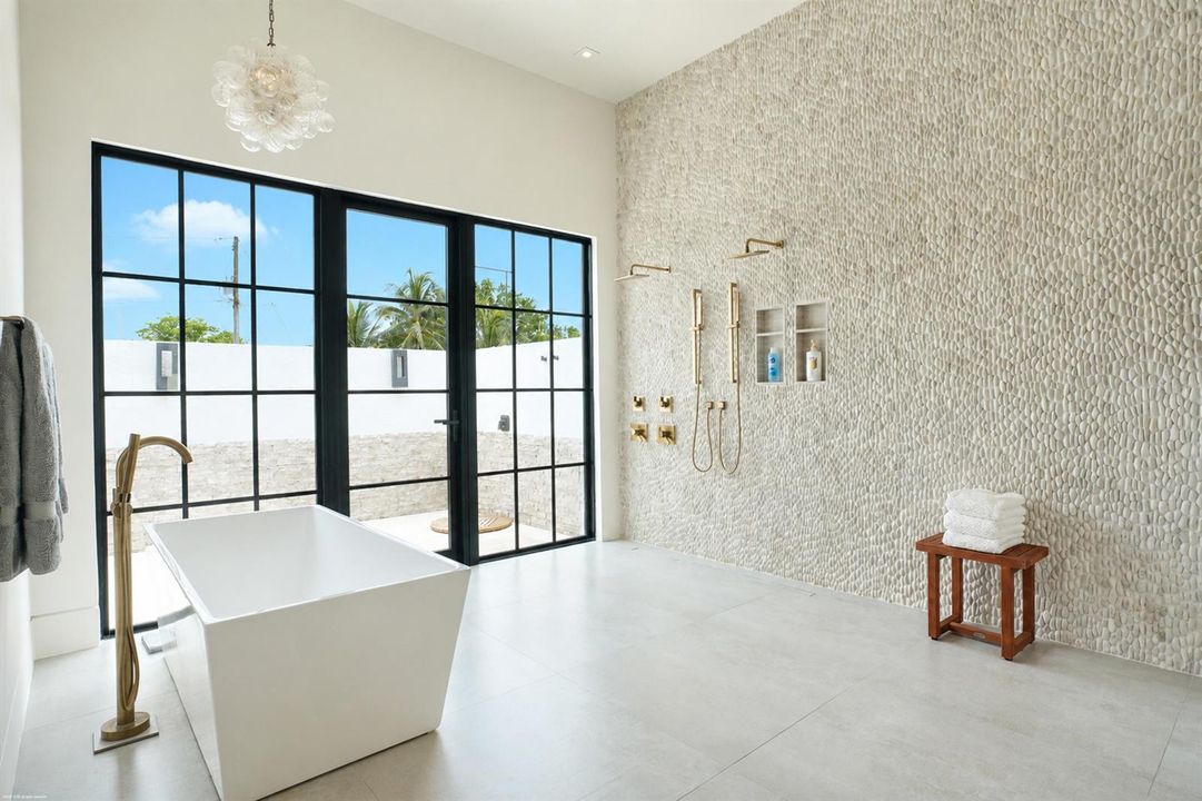 15590 Sea Mist Ln 050