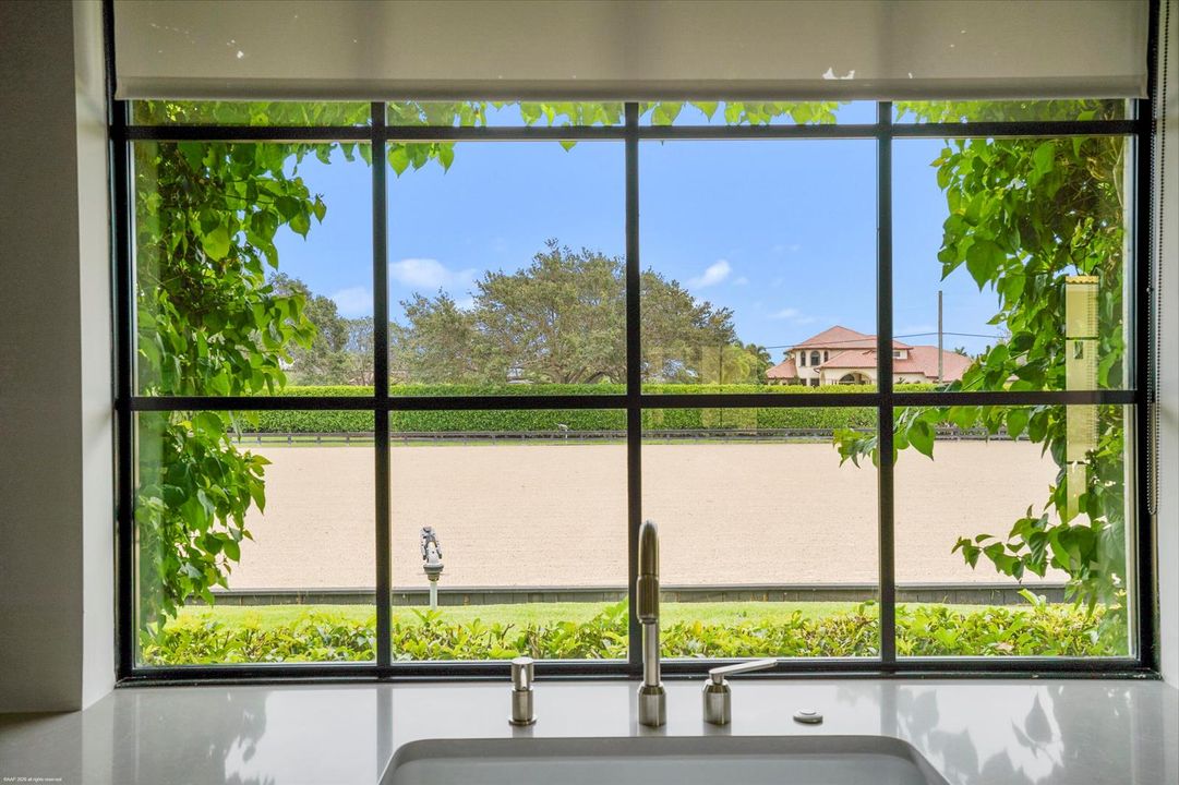 15590 Sea Mist Ln 025