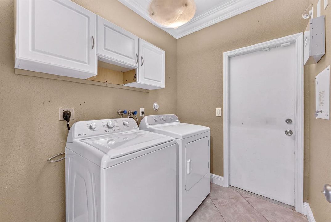 24-web-or-mls-Vacant_DSC07711_hf4k
