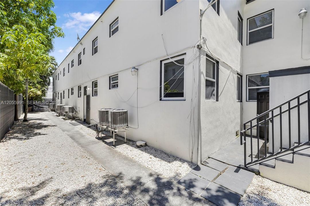 For Rent: $1,900 (2 beds, 1 baths, 0 Square Feet)