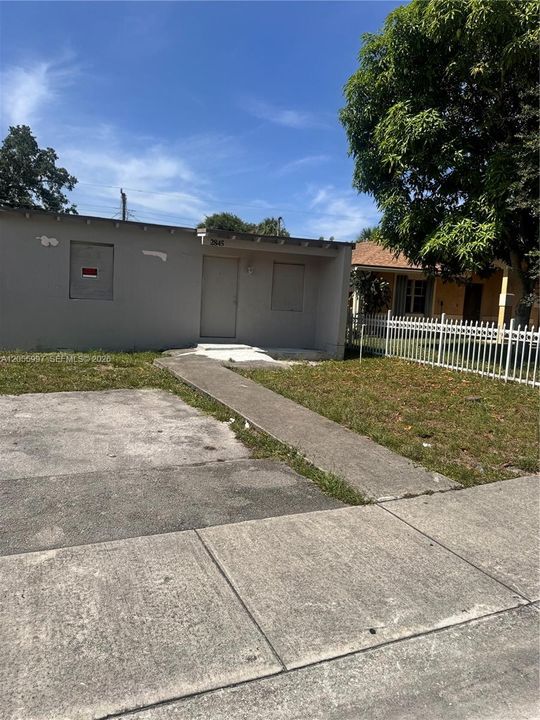 En Venta: $250,000 (2 camas, 1 baños, 550 Pies cuadrados)