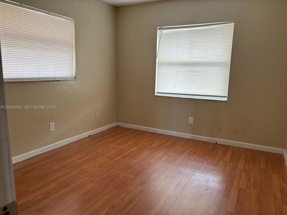 En Renta: $2,650 (3 camas, 2 baños, 1680 Pies cuadrados)