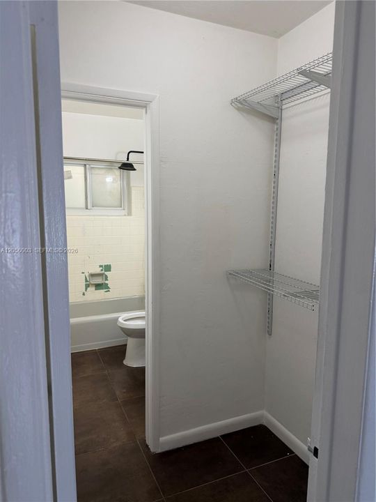 For Rent: $1,400 (0 beds, 1 baths, 0 Square Feet)