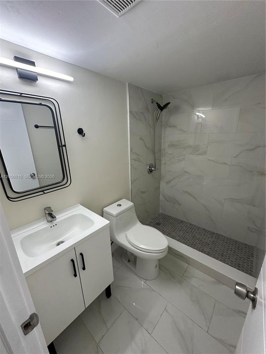 В аренду: $2,800 (3 спален, 2 ванн, 1280 Квадратных фут)