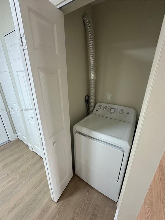 В аренду: $2,800 (3 спален, 2 ванн, 1280 Квадратных фут)