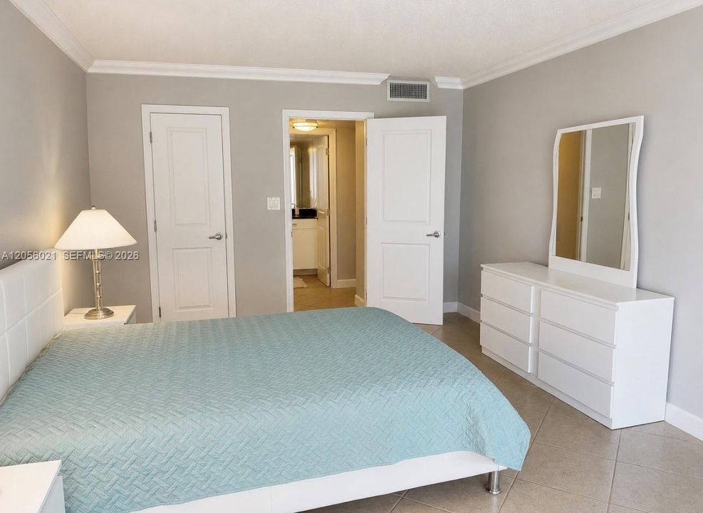 En Venta: $194,500 (1 camas, 1 baños, 820 Pies cuadrados)