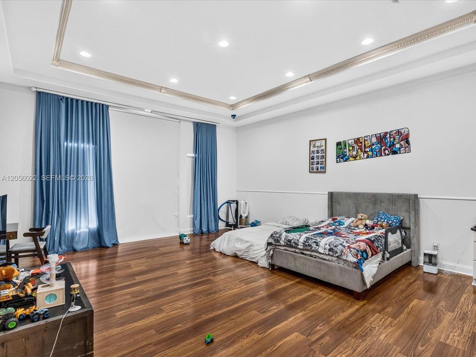 En Renta: $29,500 (7 camas, 7 baños, 6475 Pies cuadrados)