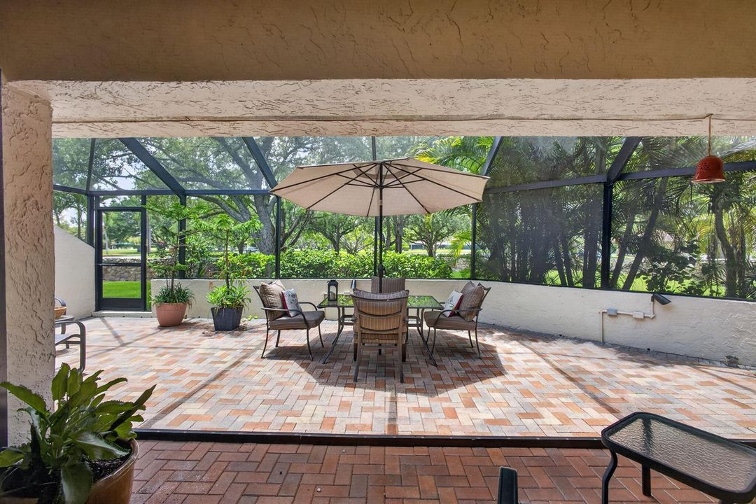 SPACIOUS LANAI