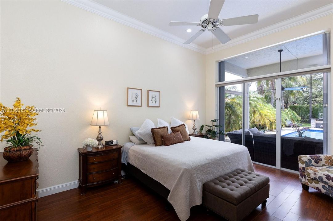 Activo con contrato: $1,320,000 (5 camas, 4 baños, 3060 Pies cuadrados)