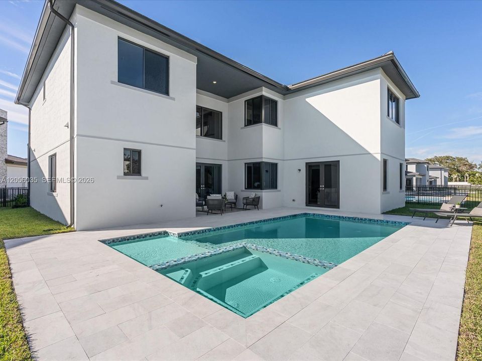 На продажу: $4,195,000 (5 спален, 4 ванн, 4152 Квадратных фут)