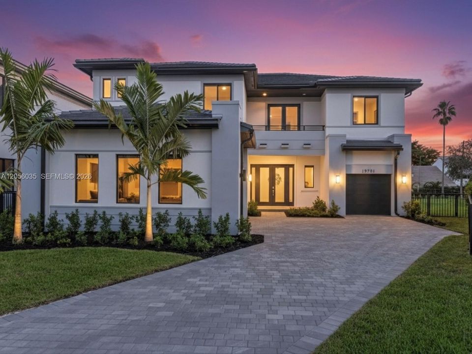 На продажу: $4,195,000 (5 спален, 4 ванн, 4152 Квадратных фут)