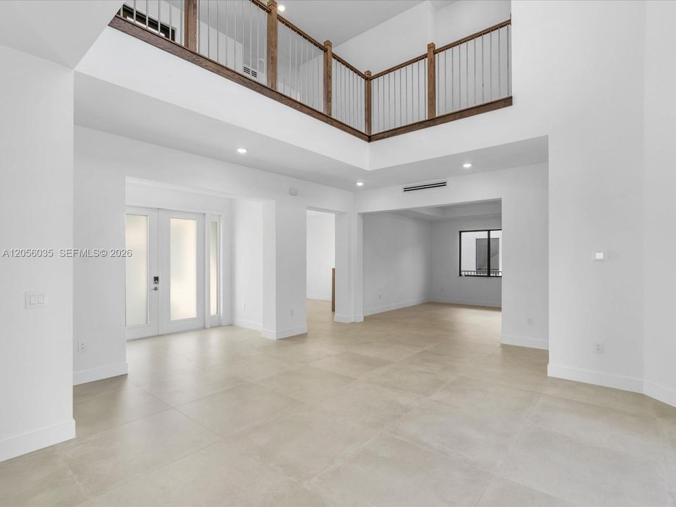 На продажу: $4,195,000 (5 спален, 4 ванн, 4152 Квадратных фут)
