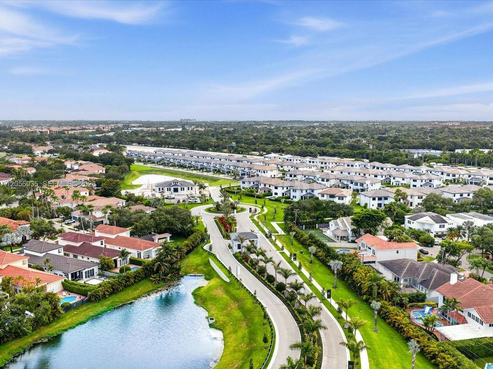 На продажу: $4,195,000 (5 спален, 4 ванн, 4152 Квадратных фут)