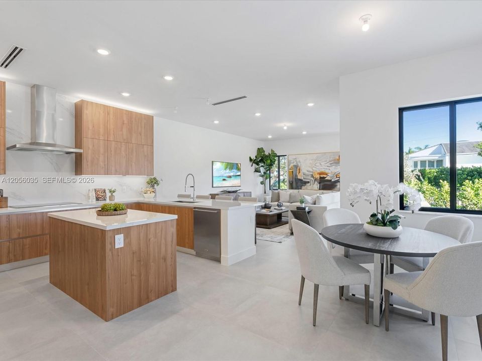 На продажу: $4,195,000 (5 спален, 4 ванн, 4152 Квадратных фут)
