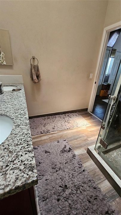На продажу: $369,000 (2 спален, 2 ванн, 1184 Квадратных фут)